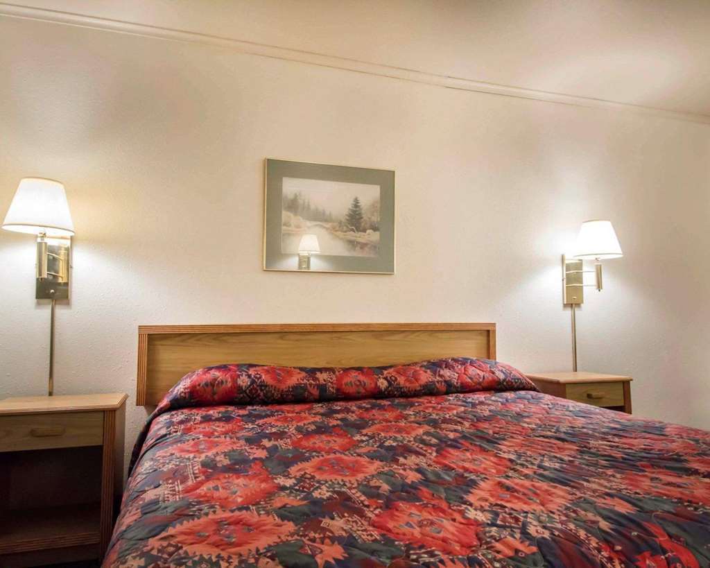Deer Lodge Motel Sundance Quarto foto