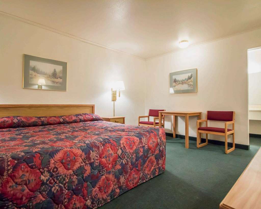 Deer Lodge Motel Sundance Quarto foto